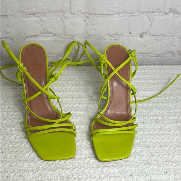ASOS NAIROBI STAPPY TIE LEG HIGH HEELED SANDLES IN GREEN - Picture 2 of 8